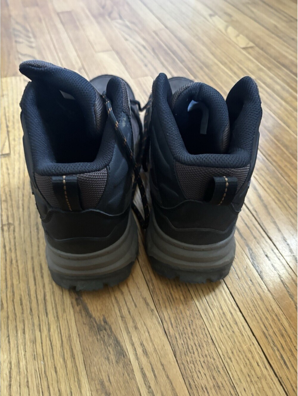 Men’s Eddie Bauer Size 9.5 Outdoor Boot - Picture 4 of 10